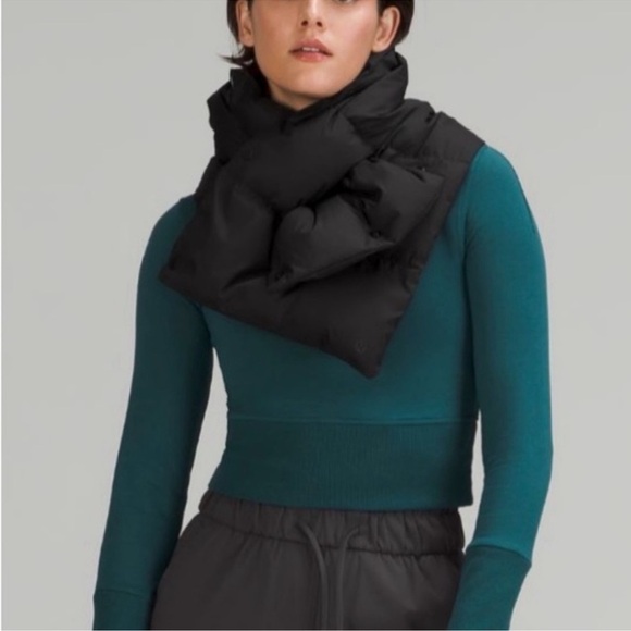 Lululemon Black Wunder Puff Scarf Down Scarf Wrap Puffer Scarf NWT - Picture 2 of 11